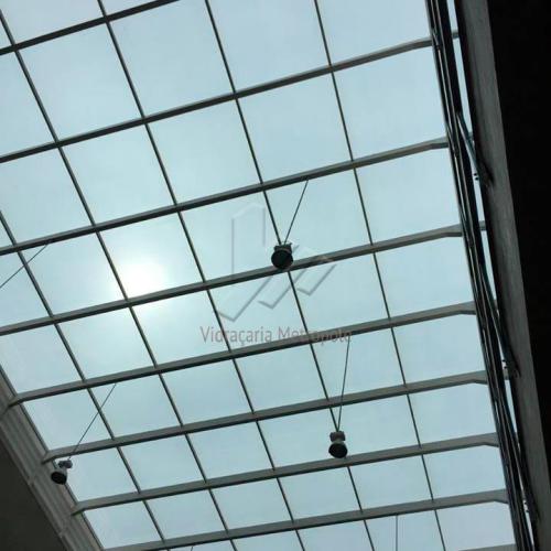 Cobertura em Vidro
